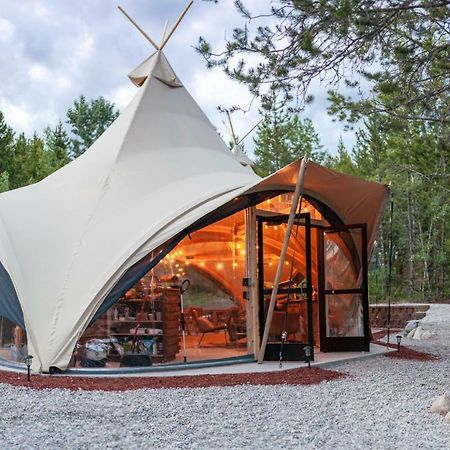 Under Canvas Glacier Coram Bagian luar foto