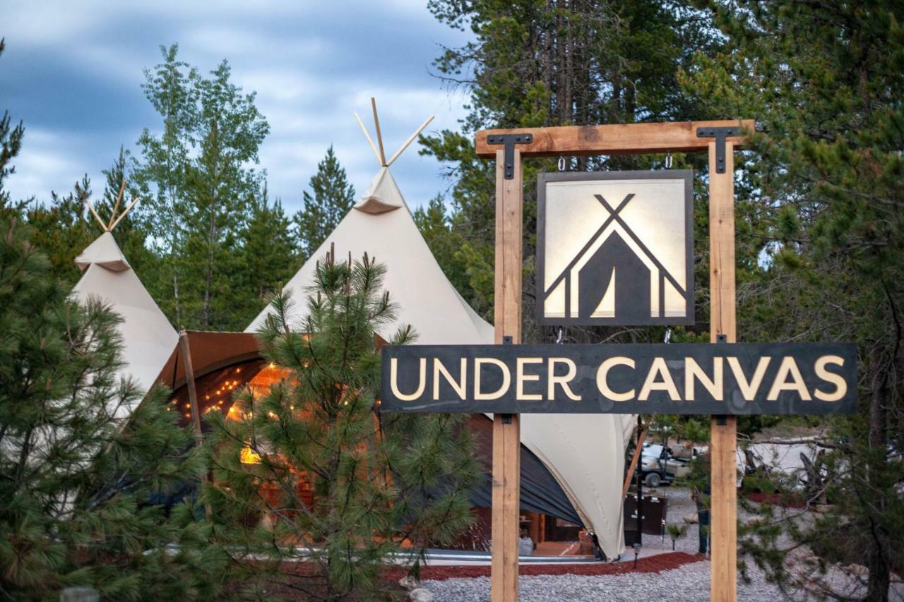 Under Canvas Glacier Coram Bagian luar foto